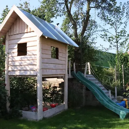 Konukevi Penzion-apartman Soucek Jindřichŭv Hradec