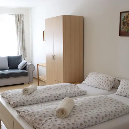 Penzion-apartman Soucek * Jindrichuv Hradec